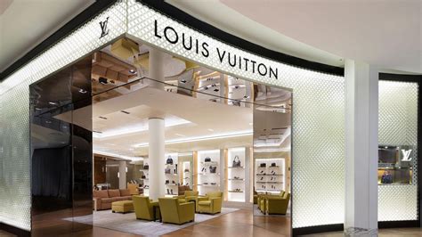 louis vuitton nyc locations|louis vuitton macy's nyc.